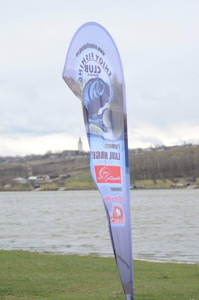 Amintiri-Horgesti 2015 - 127152542072447262928527044846909191919374n.jpg